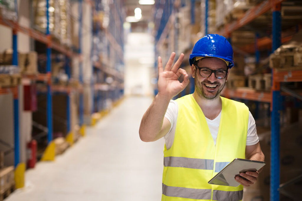 Logistica ottimizzata con i fasciapallet con prestiro